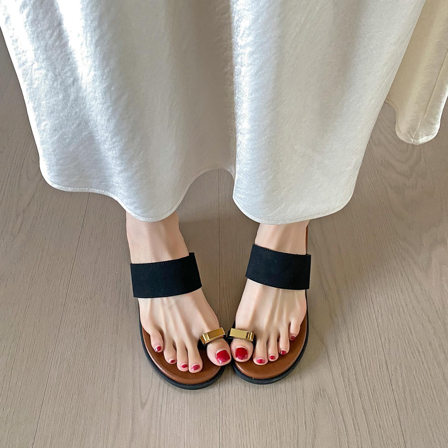 

Grape mother, the same style has a height increase of 4cm, with an outer wear cover, toe herringbone, casual flat bottom toe cool slippers, female su 40