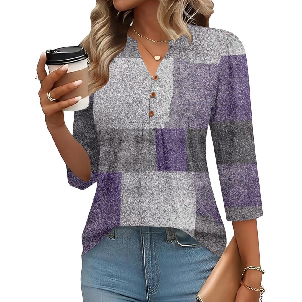 Women’s Fashion Loose Fit Three Quarter Sleeve Top with Button and Geometric Print for Casual or Daily Wear