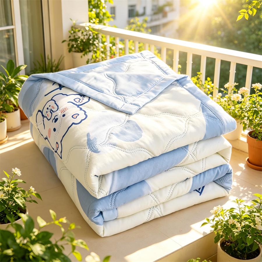 

Cool Refreshing Soft Summer Quilt Skin Friendly Breathable Flower Printing Air Conditioner Blanket Thin Well-vetilated Comforter 70x100cm Random Color