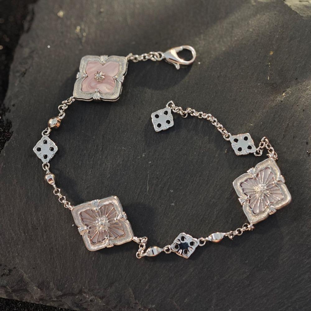 Four-leaf Clover Bracelet for Women Natural White Mother-of-pearl Three-flower Bracelet Accessible Luxuryclassy Bracelet