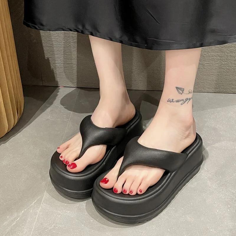 Fashion 2024 New Summer Women Fashion Thick Bottom High Heel Flip Flops Women Outer Wear Outdoor Beach Small High-Grade Casual Sandals