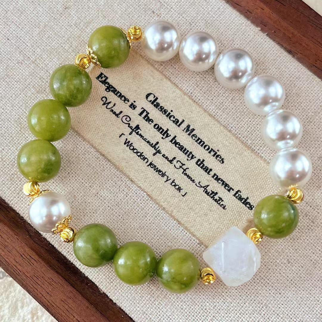 Retro High Quality Natural Southern Jade White Crystal Artificial Australian White Pearl Bracelet Bracelet.