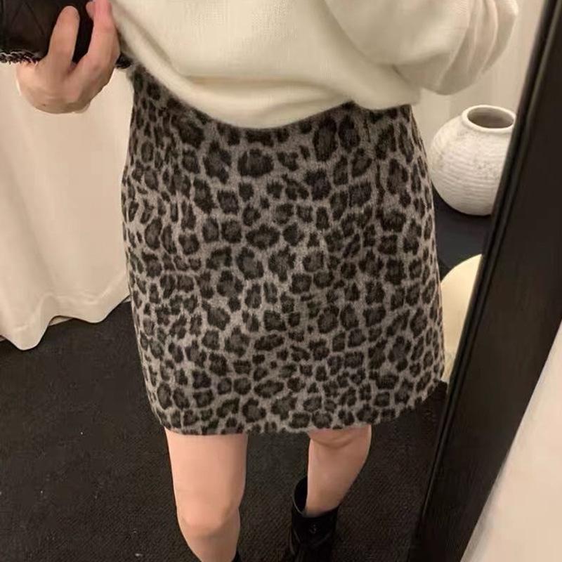 **Saidi Melard Slimming High-Waist Leopard Print A-Line Midi Skirt (2025 Hot Retro Style)**