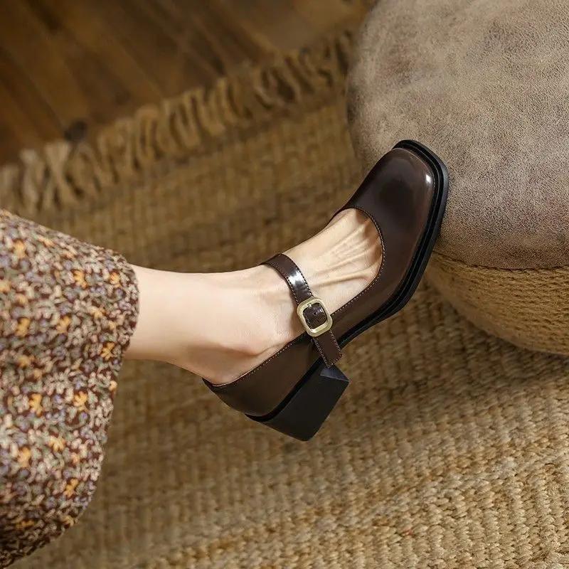 Fashion Women's Shoes Block Heel Square Toe with Medium Heels Japanese Style Lolita Mary Jane Gothic Chunky Buckle Ladies Footwear Trend