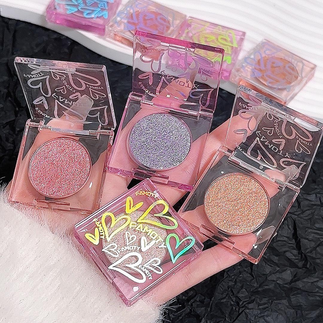 

FAMOTY Crushed Diamond Cowboy Mini Highlighter Shimmery Eyeshadow Palette