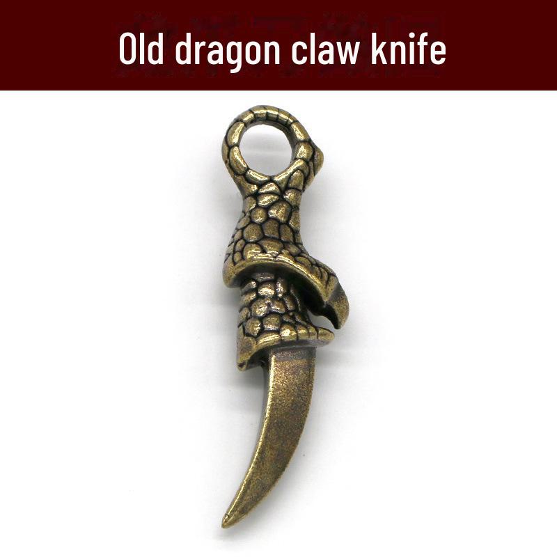 Men's Trendy Copper Dragon Claw & Wolf Tooth Keychain Pendant – European & American Style
