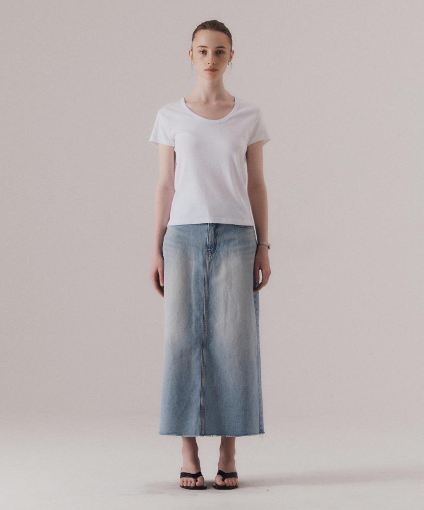 SILN Raw Edge Classic Denim Skirt (Blue)