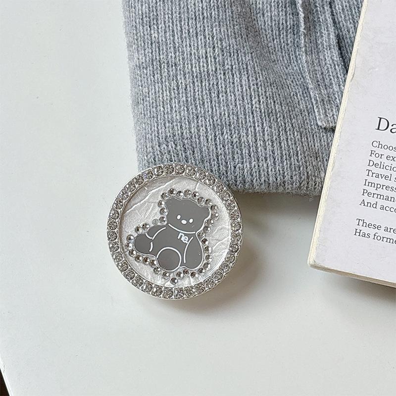 Korean Chic Rhinestone Bear Mirror Phone Holder: Magnetic, Retractable, and Stylish Finger Ring