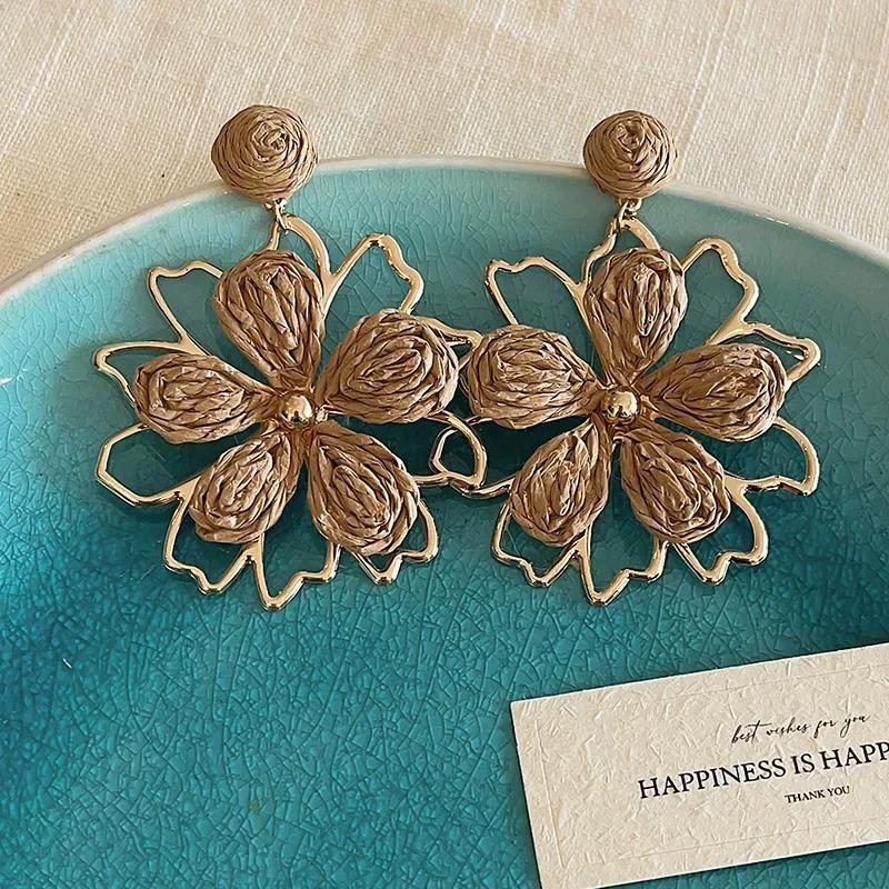 Women Bohemian Raffia Woven Yellow Sunflower Earrings, Fashionable Sunflower Earrings Perfect for Vacation Look