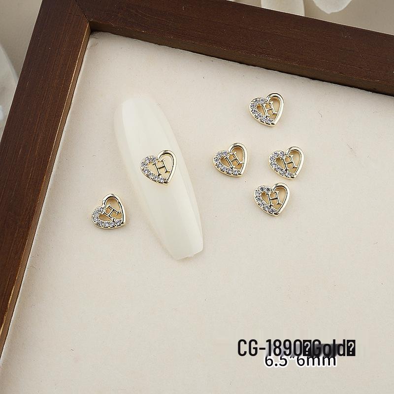 Luxurious Zircon Four-Leaf Clover Nail Art: White K Gold Heart Accessories