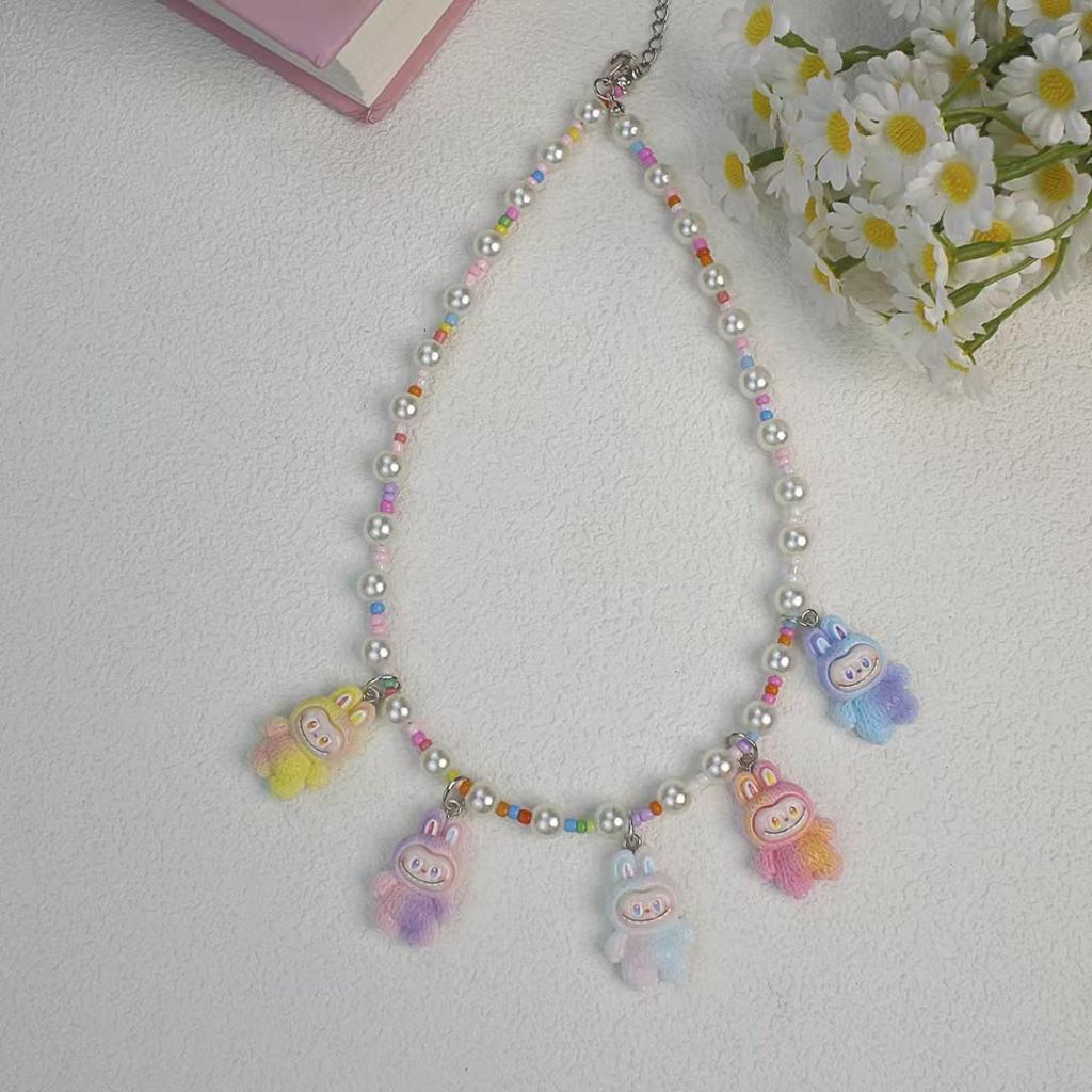 Nouveau Collier Pendentif Labu Dessin Animé Mignon pour l'Été Filles Accessoires Polyvalents Collier