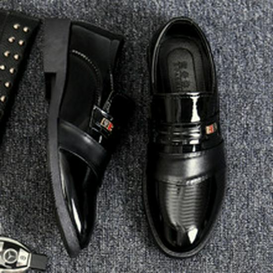 Men's Trendy Korean Style Black Leather Shoes - Breathable Casual and Formal Round Toe Design