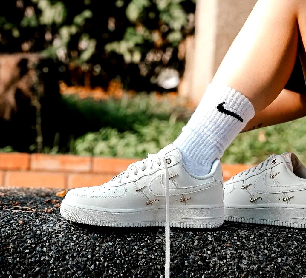 Nike Air Force 1 '07 Lx Cn Sail Gold Mini Swooshes Women's Sneakers FV3654-111