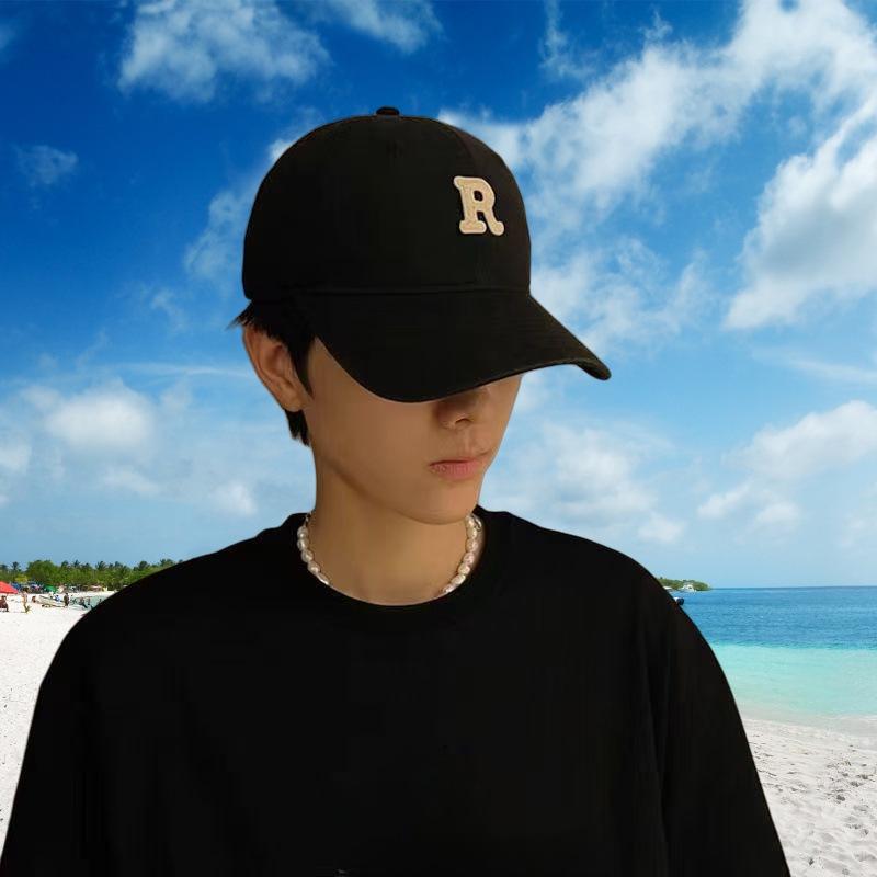 Trendy Unisex Duckbill Cap: Enhances Your Look for Large Heads - Stylish & Versatile Sun Hat