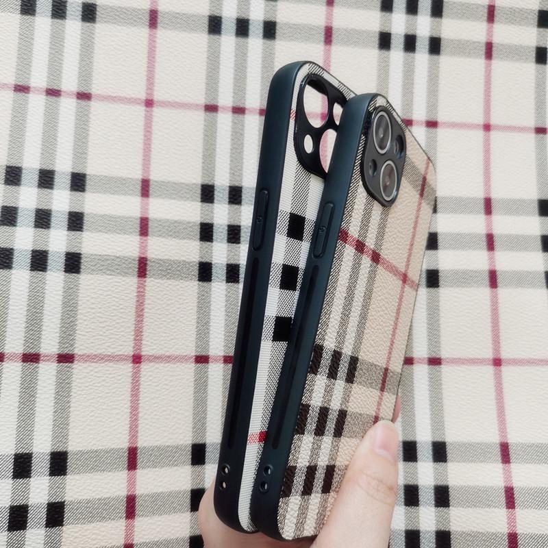 Custodia Stile Britannico a Strisce per iPhone 16-11 Pro Max