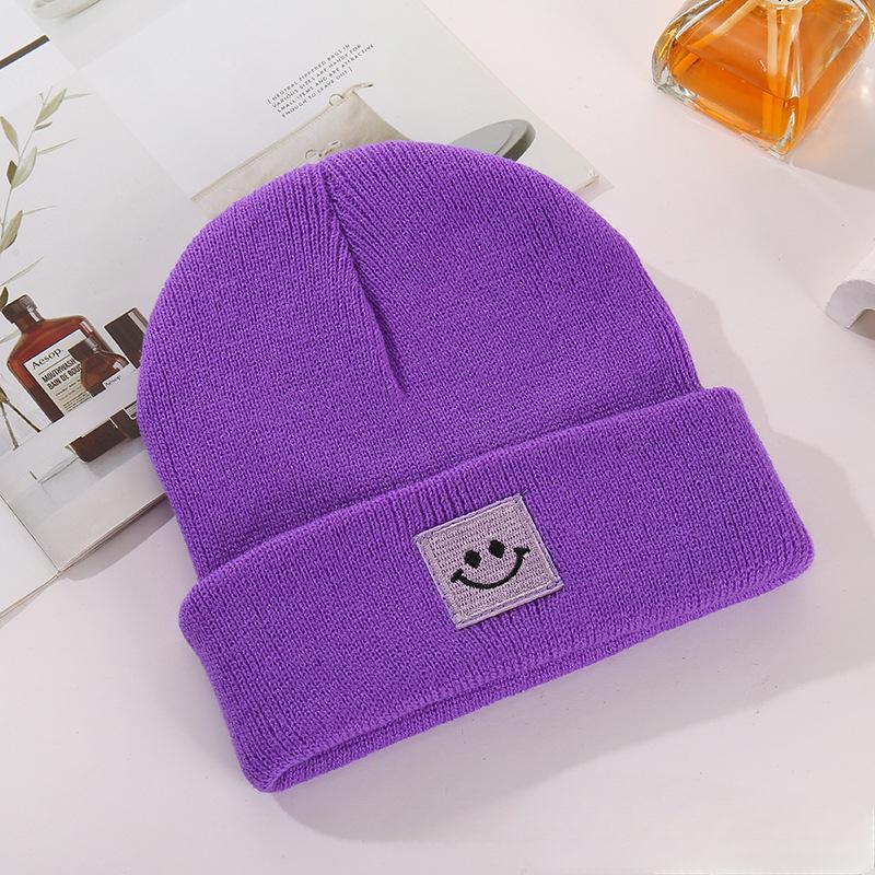 Children's Smiling Face Hats In Stock Children's Candy Colored Knitted Hats with Embroidery Cold Hats for Boys Girls Smiling Face Logo Yarn Hats
