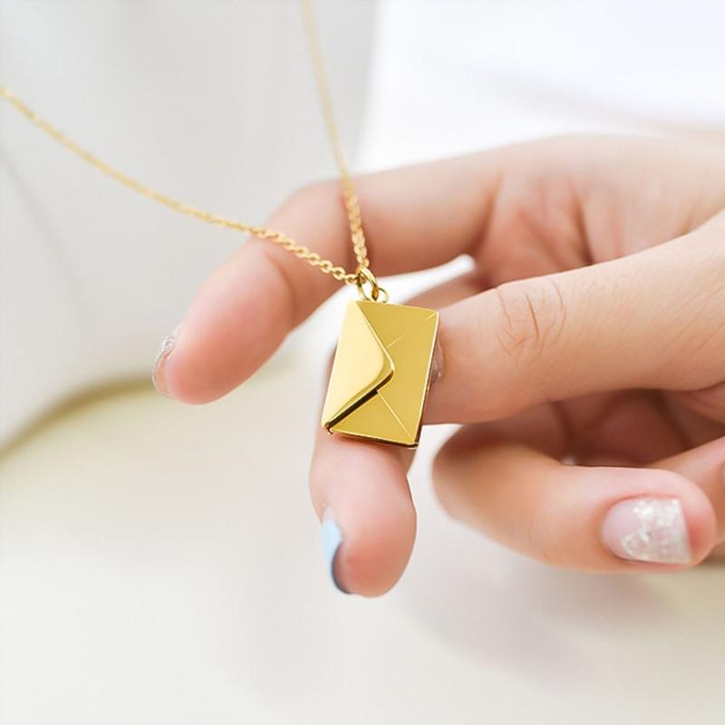 Valentine's Day Love you Secret Hidden Message Pendant Necklace Stainless Steel Can Open Photo Frame Envelope Necklace