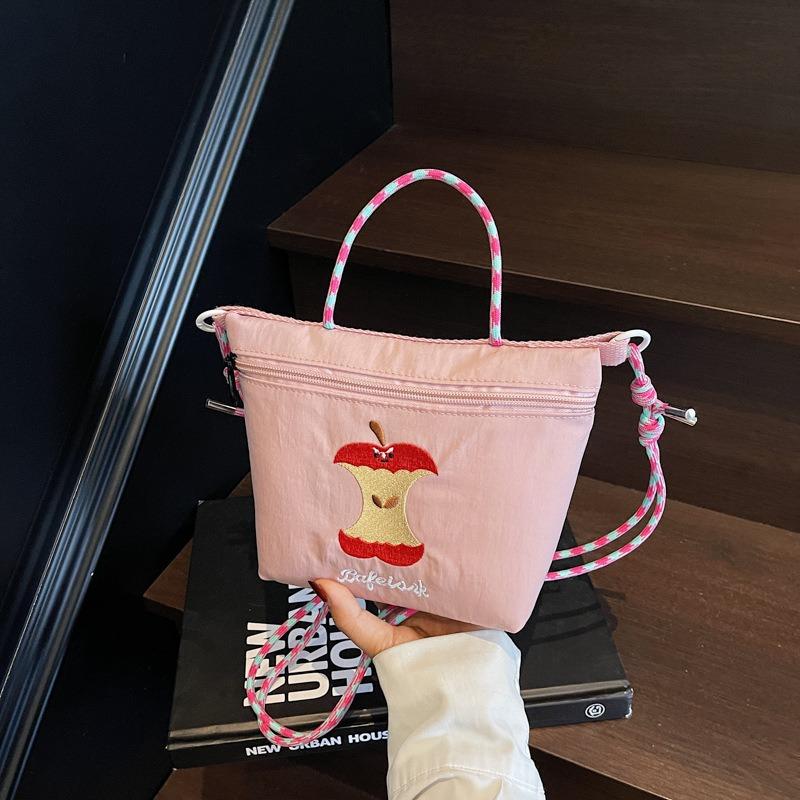 Cartoon niedliche Tasche Schulter Umweltschutztasche bestickte Nylontasche Einkaufstasche tragbar aus Umhängetasche