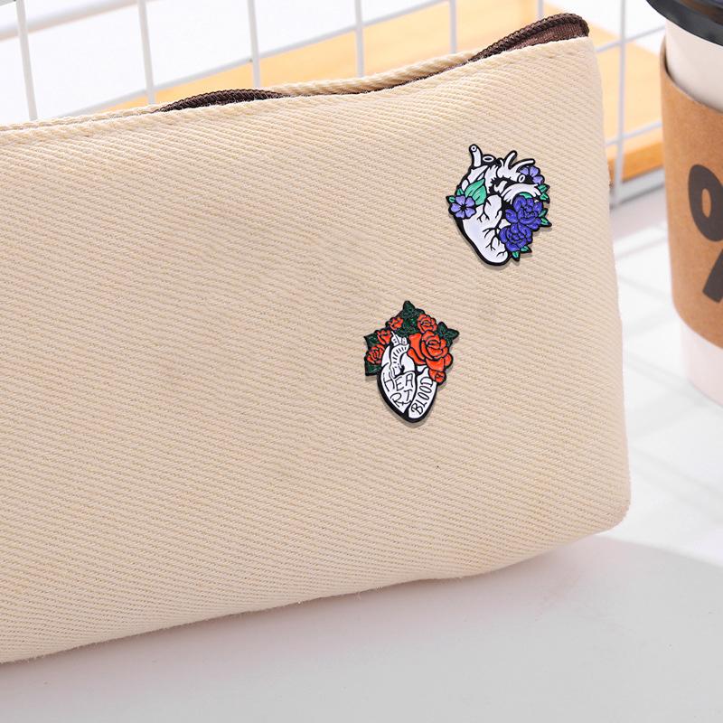 4 Stile Lustige Blumen- und Körperdesign-Emaille-Broschen Lunge Herz Gehirn Geformte Revers-Anstecker Schmuck für Selbstliebe