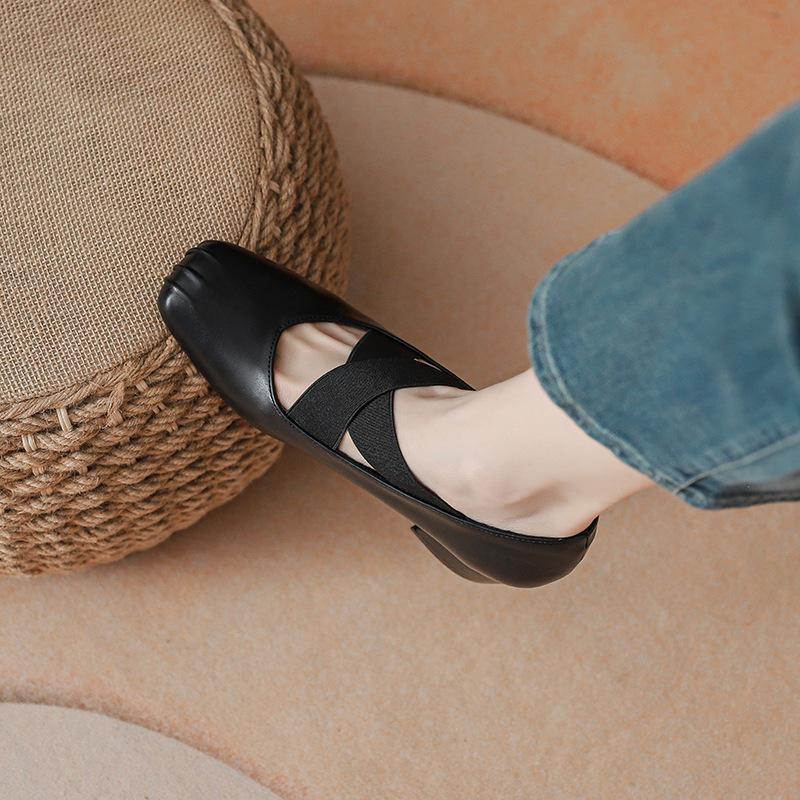 

Балетки одинарная обувь женская новая ремешок крест-накрест ретро маленький размер туфли бабушки внутренняя высота увеличение Мэри Джейн туфли 39 чёрный