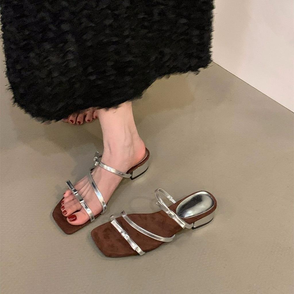 French small sandals thick heel temperament silver slippers fairy shoes outer wear 2025 summer with skirt strappy sandals