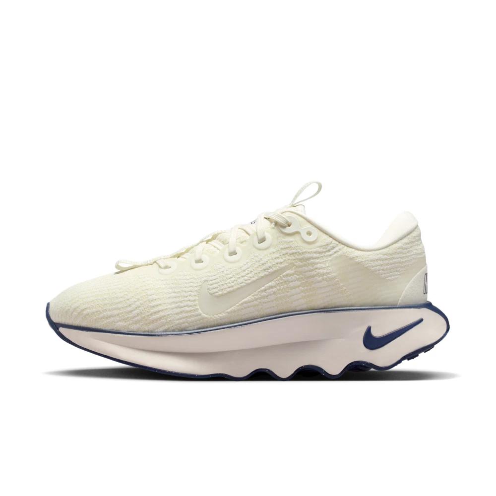 Nike Motiva Women Walking Shoes White Blue DV1238-113 EU 36.5