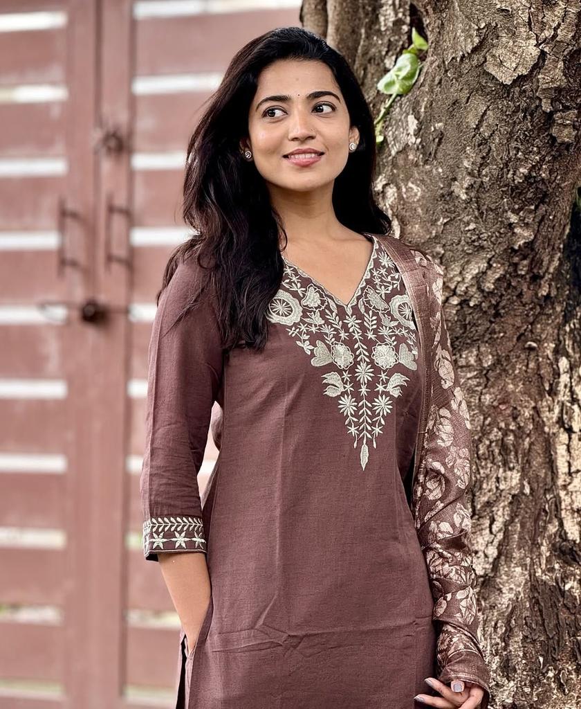 Women Designer Embroidered Kurta Pant Dupatta Set Indian Bollywood Party Wear Ethnic Salwar Suit