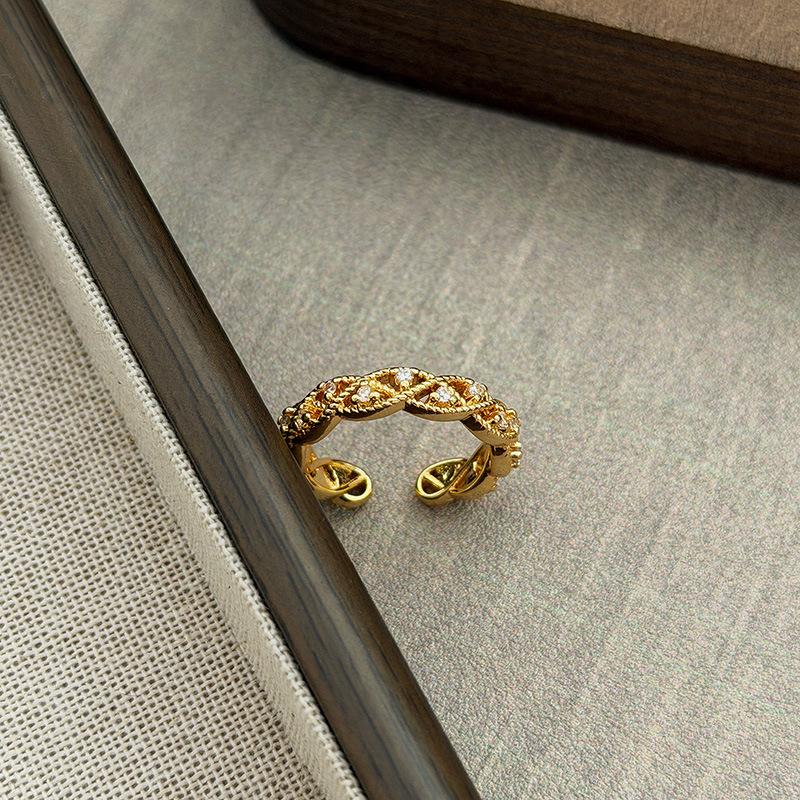 Medieval Light Luxury Diamond-Encrusted Zircon Cat Weave Pattern Hollowed Out Full Diamond Opening Ring Niche Stacked High-End Ring