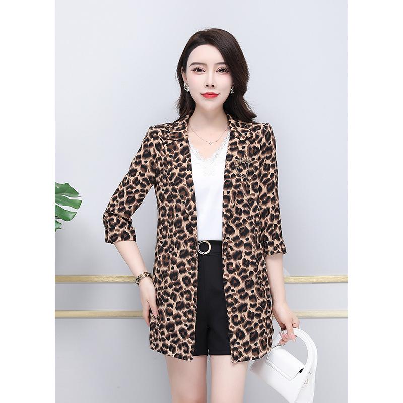 

Women s 2024 Retro Leopard Print Blazer - Loose, Casual, Korean Style Top with Seven-Quarter Sleeves. 4XL [145-155 lbs] леопардовий/жовтий