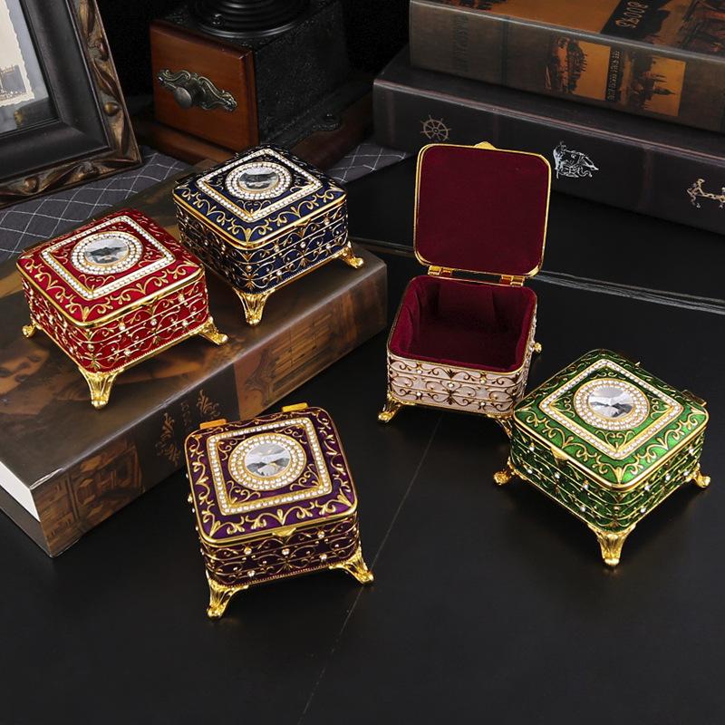 Leichter Luxus Retro Prinzessin Schmuckschatulle Europäische Metall Schmuckschatulle Exquisites Emaille Halsketten Schmuck Hochwertige Aufbewahrungsbox