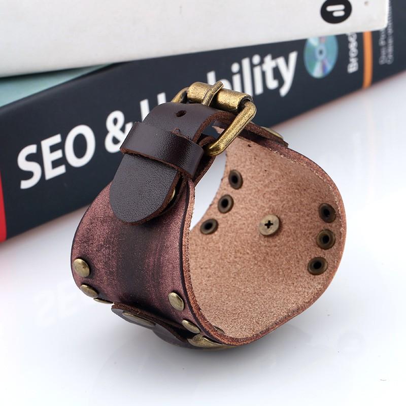Mens Punk Style Vintage Leather Bracelet Watch With Rivets Wide Cuff Band Casual Fashion