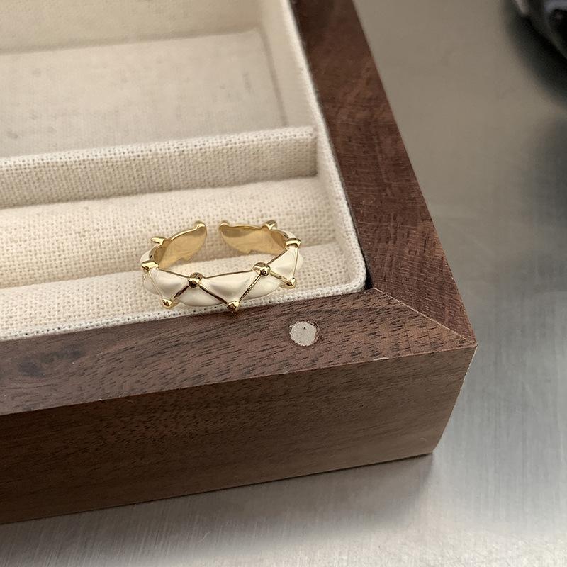 

Ring Fashionforward Adjustable With Rhinestone Accents And Elegant Geometric Design Ideal For Use Daily