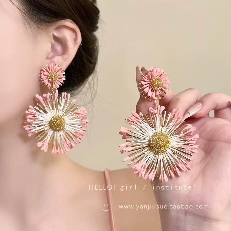 Color Dopamine Earrings, Sweet Super Fairy Temperament, Simple Personality and High Value Niche Earrings
