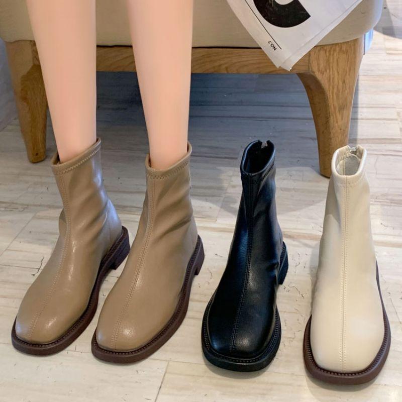 Botines blancos para mujer otoño e invierno nuevos botines individuales botas de cuero suave punta cuadrada botas finas zapatos planos