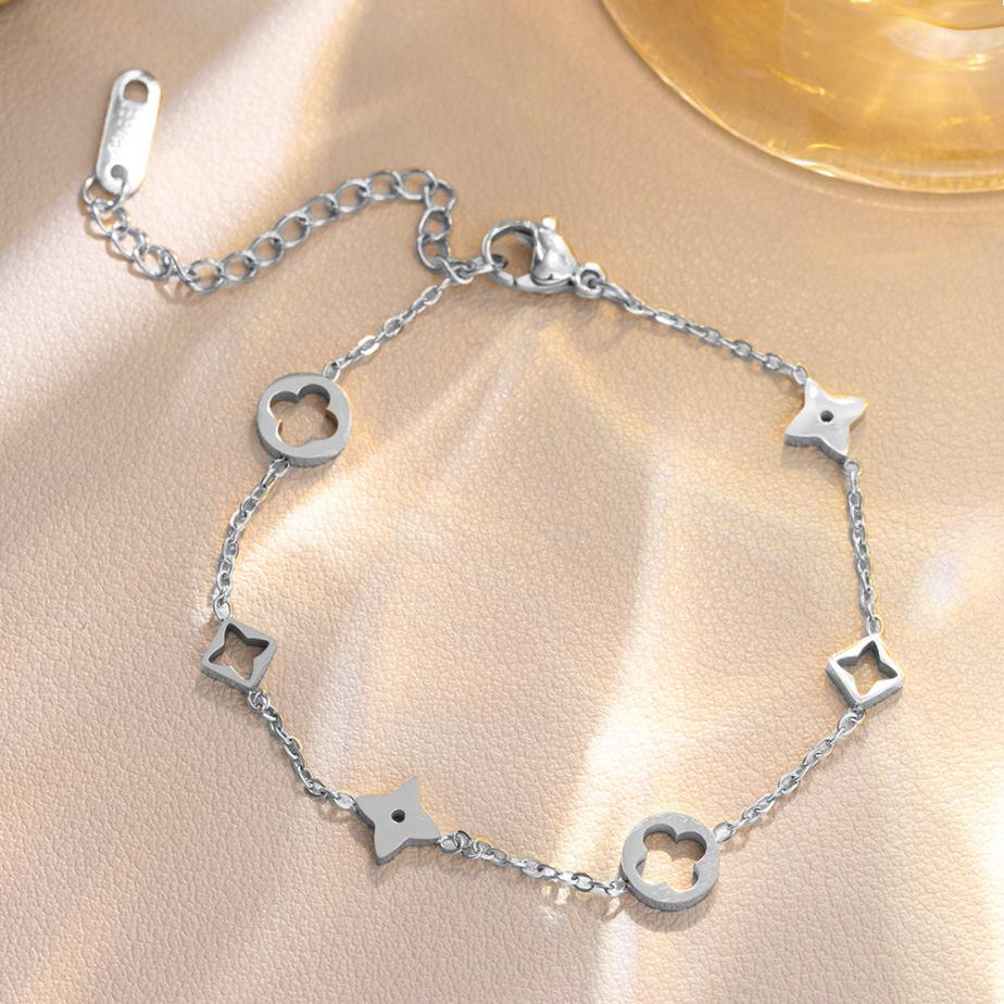 High-End Four-Leaf Clover Titanium Steel Necklace - Elegant, Fade-Resistant Clavicle Chain for Women