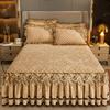 Luxuriöse goldene Winter-Tagesdecke auf dem Bett, dicke Bettlaken im Bettrock-Stil, bestickte Bettdecken aus Baumwolle im europäischen Stil