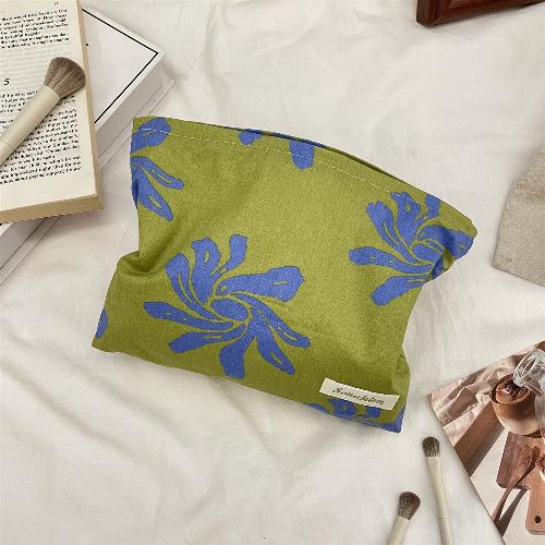

Vintage Floral Makeup Bag for Women Girl Zipper Green Brown Cosmetic Pouch Travel Organizer Portable Toiletry Bag with Zipper