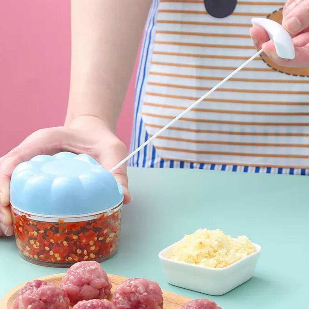 Vegetable Chopper Manual Food Chopper with Container, Hand Pull String Veggie Cutter for Salad Garlic Nut Onion, Hand- Mincer