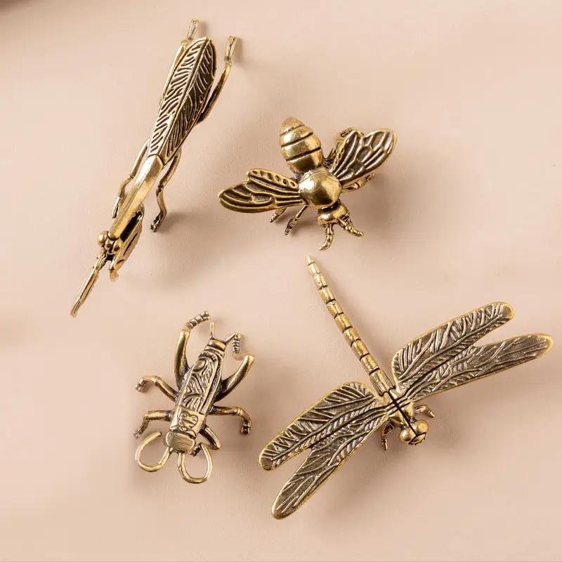Набор из 4 латунных насекомых, набор статуэток, комбинация стрекозы, сверчка, пчелы, богомола, маленькая фигурка, декоративное украшение