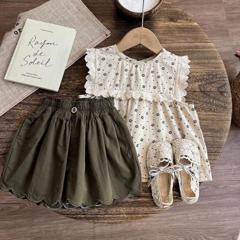 Girls Summer Floral Vest And Shorts Set Cute Lace Trim Cotton Two Piece Outfit For Kids 80cm