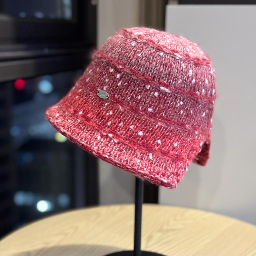 Autumn and Winter Gradient Knitted Fisherman's Hat for Women with Wide Brim Small Face Cold Protection Ear Protection Trendy Hat