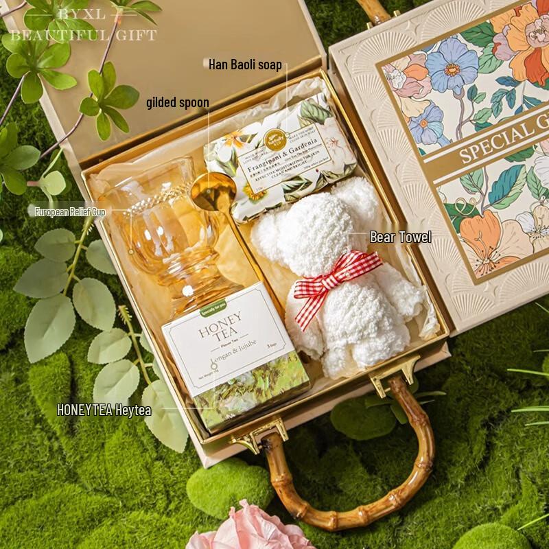 

Women s Day Secret Garden Glass Cup Gift Set