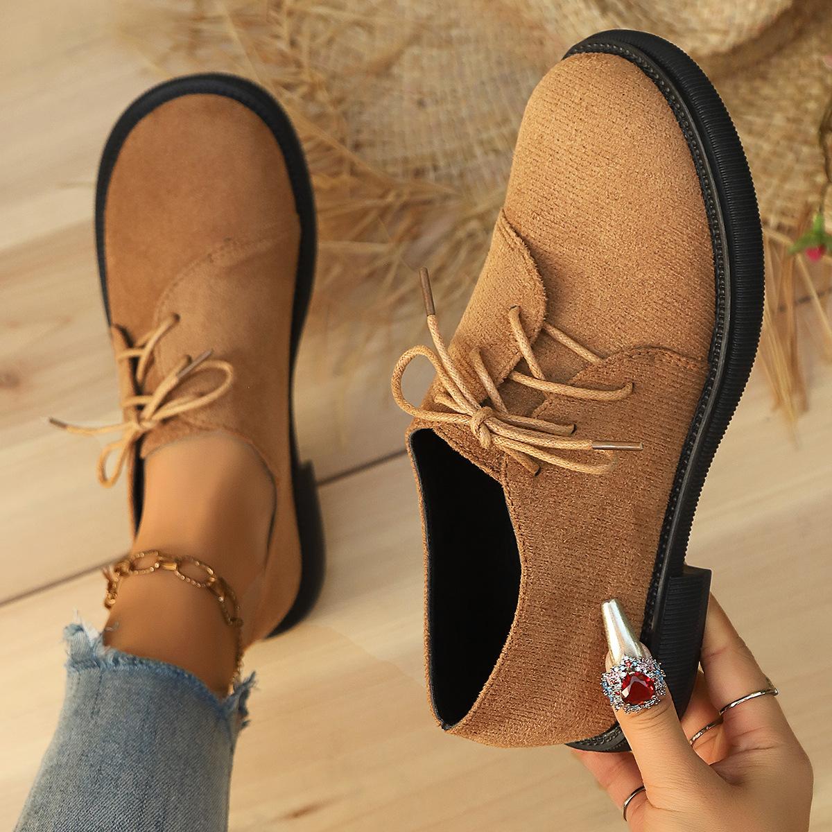 

Весна и осень 2025 года новая внешнеторговая обувь большого размера лоферы женские в британском стиле модный темперамент ремешок крест-накрест замшевая женская обувь 42 коричневый