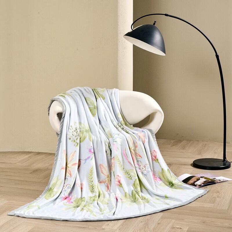 Mercury Home Textiles Spring Whisper Garden Flannel Blanket