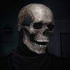 Halloween Totenkopfmaske ist schrecklich und realistisch, um die festliche Atmosphäre und die Feiertagsstimmung zu verstärken.