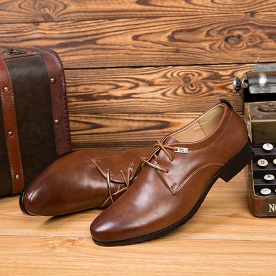 Nuevos zapatos de cuero británicos para hombres, ropa Formal de negocios, zapatos casuales con cordones, zapatos de moda para hombres