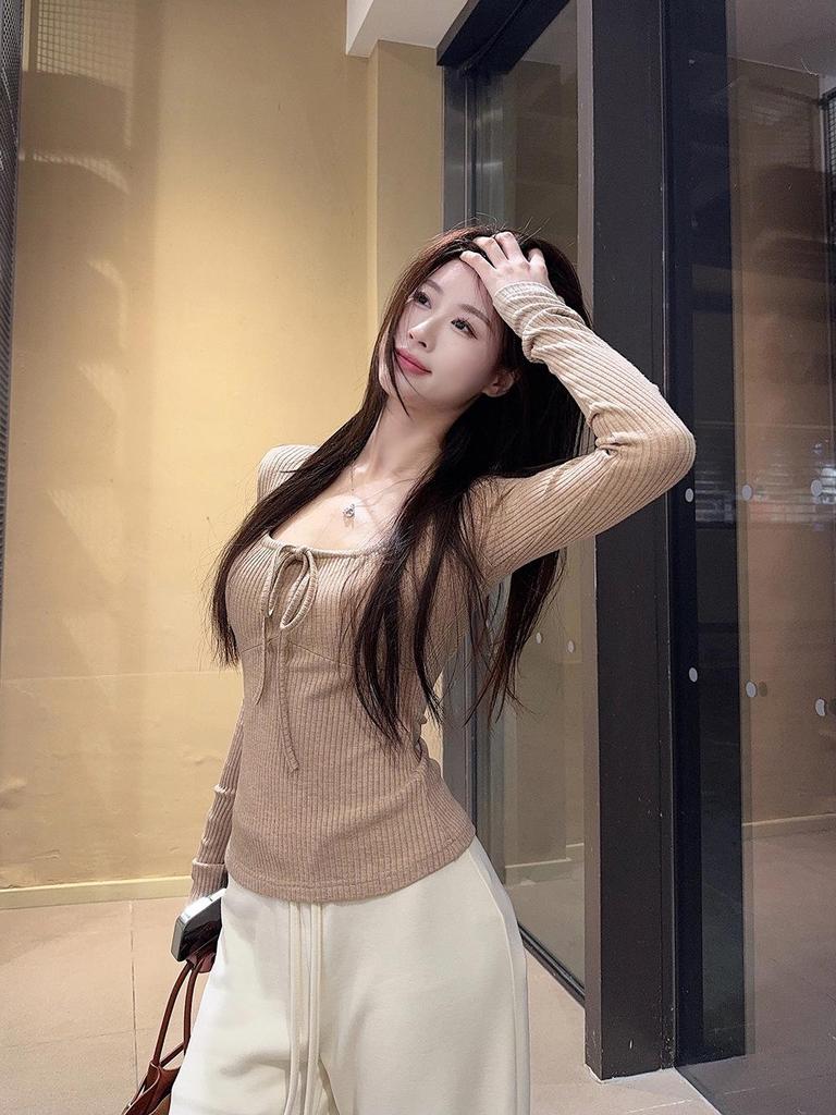 Women's Strappy U-Neck Long Sleeve Knit T-shirt - Slim Fit, Elastic Base Layer for Autumn/Winter 2025