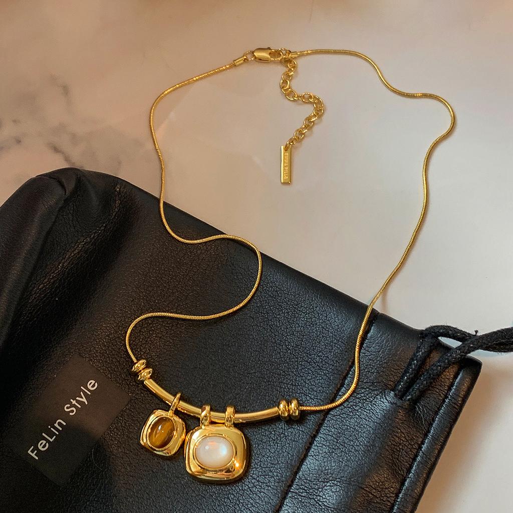 18K real gold electroplated tiger's eye stone pendant necklace casual retro temperament collarbone chain light luxury sweater chain women