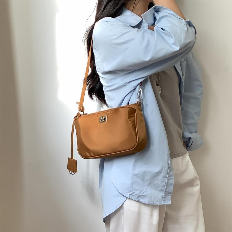 New Small Square Bag Feeling Fashionable Canvas Underarm Bag High Sense Versatile Portable Shoulder Bag Women
