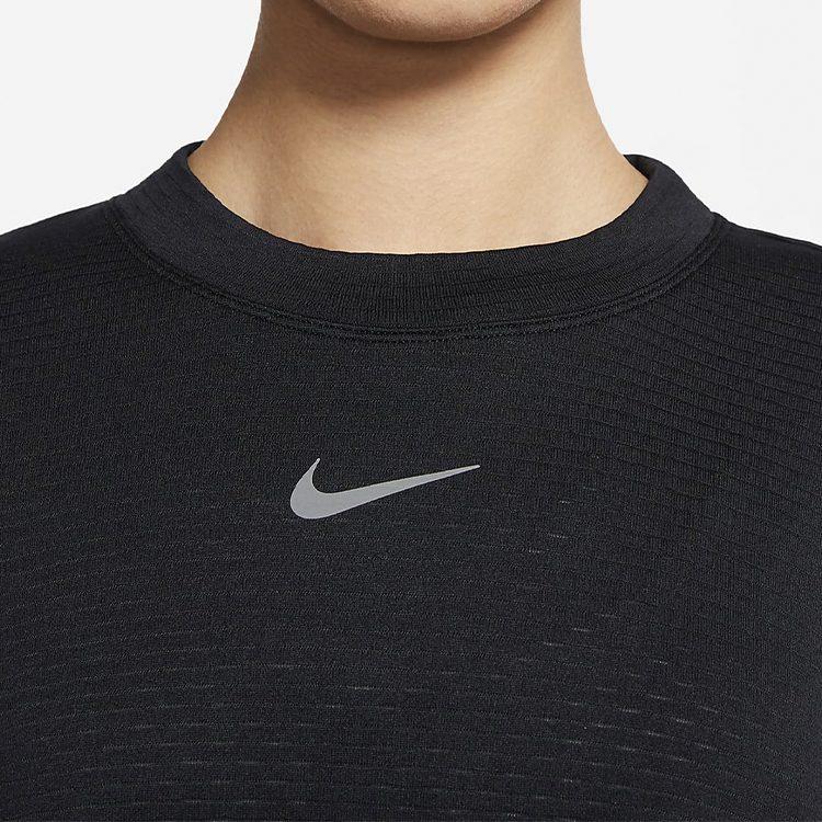 Nike Sweatshirts Women's Black Crew Neck Moderate Regular CU3394-010